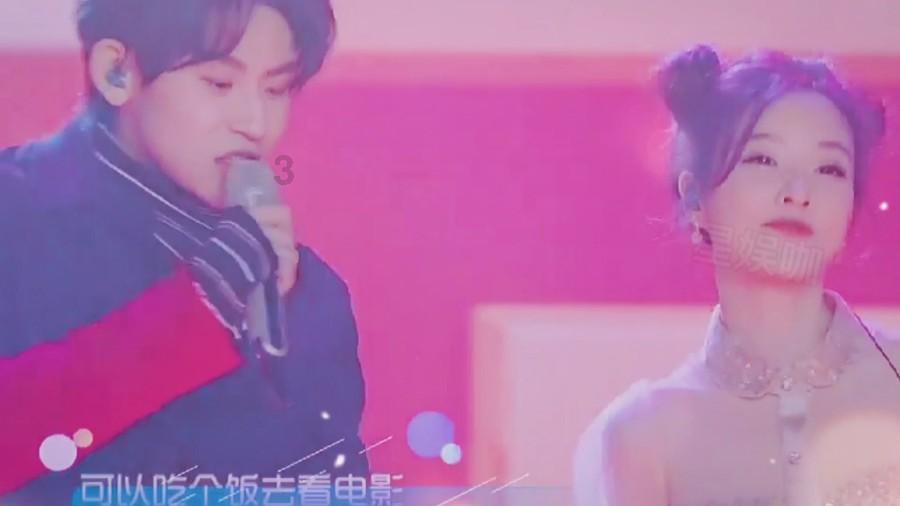 宇宙蜜蜂无敌版
