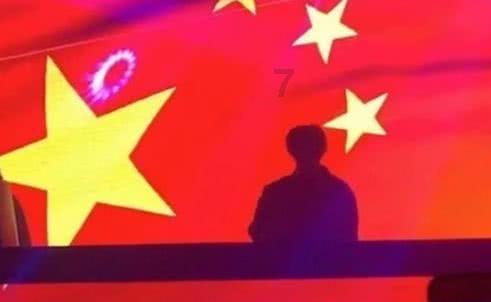 狂暴重装机甲